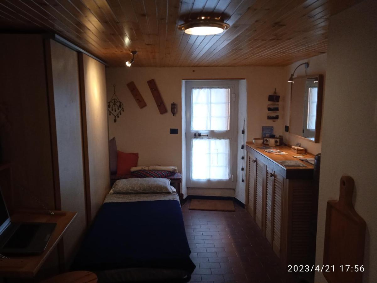 Hikers' Nest With Sea View Apartment Сан Роко Екстериор снимка