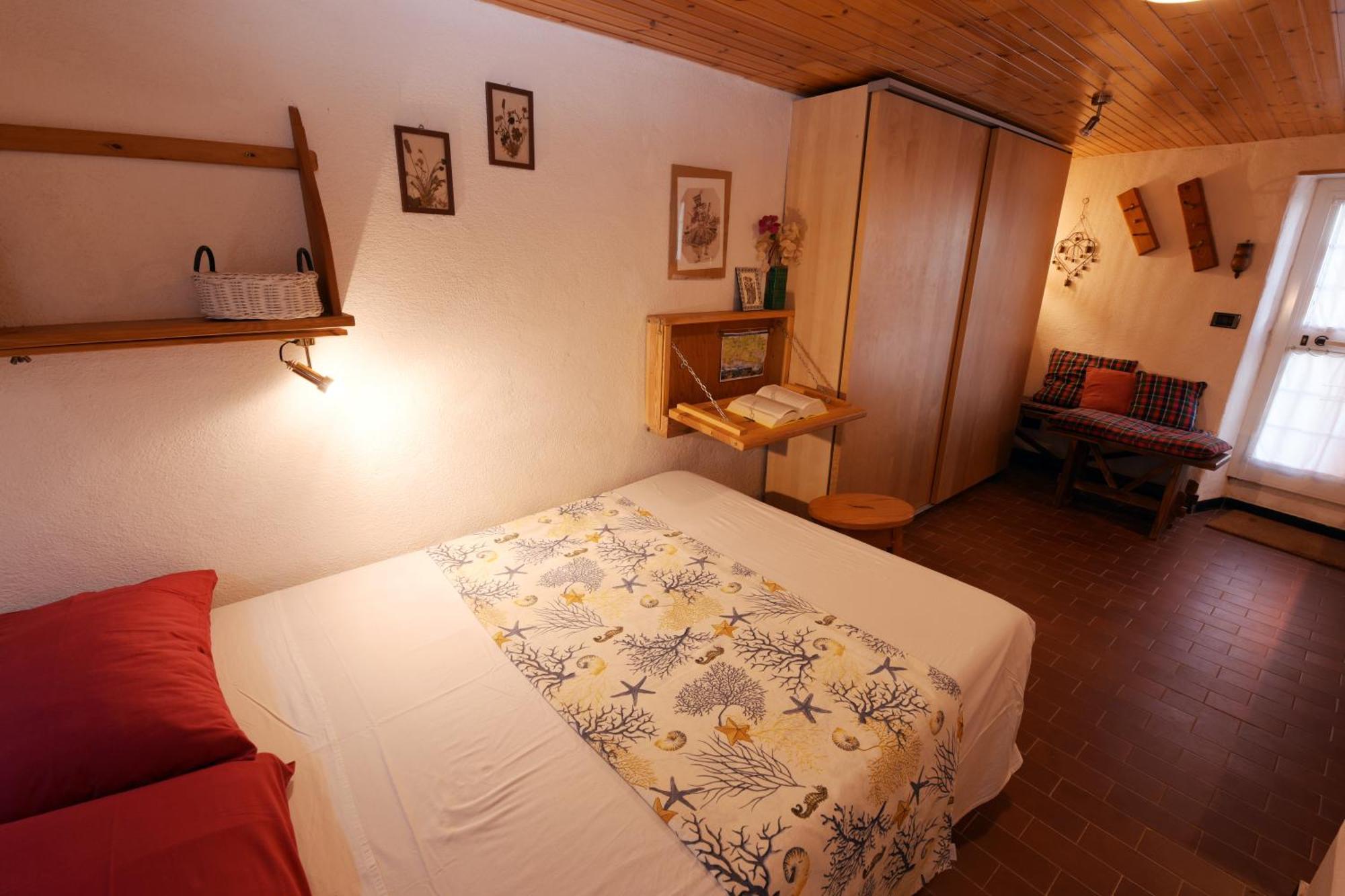 Hikers' Nest With Sea View Apartment Сан Роко Екстериор снимка